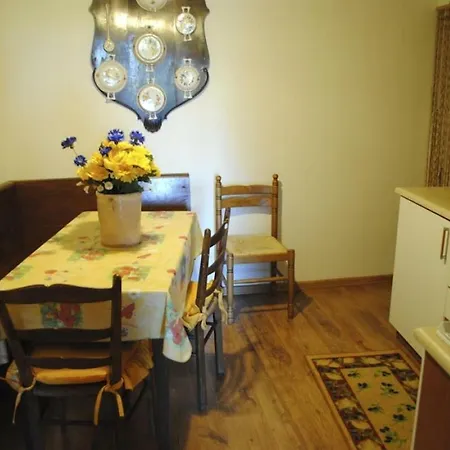 Sleeps 2 Wifi 펜션 *